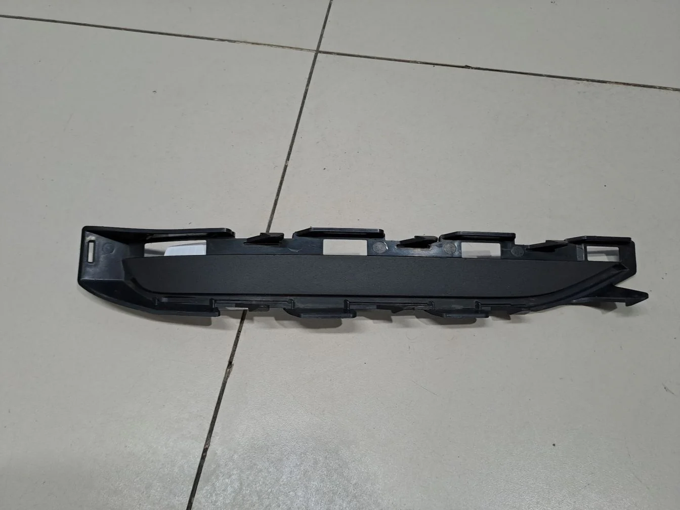 Решетка вентиляционная правая для Audi Q7 4M 2015-