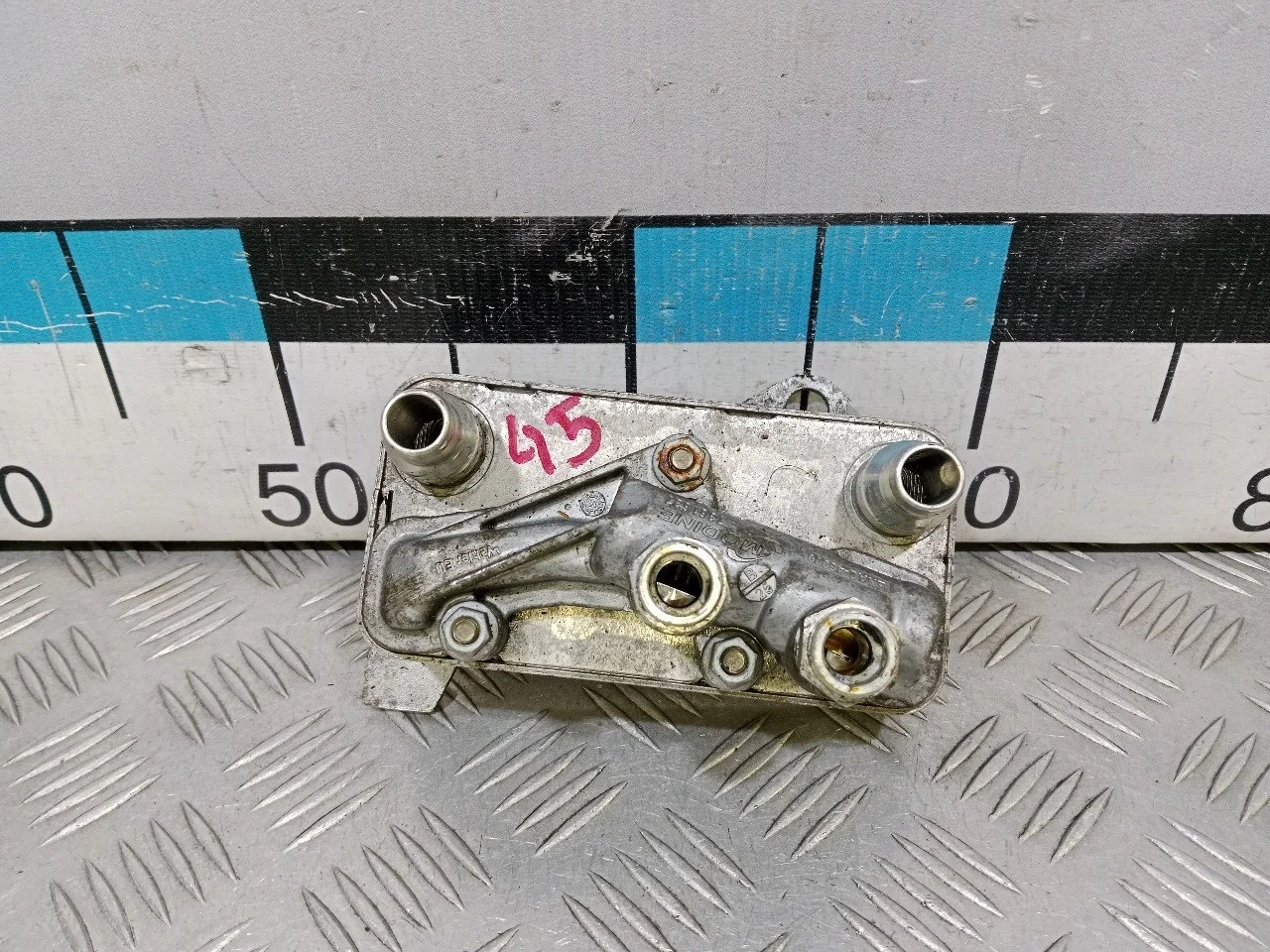 [Б/У] Радиатор масляный Mercedes Benz [Код: 00538587 ]