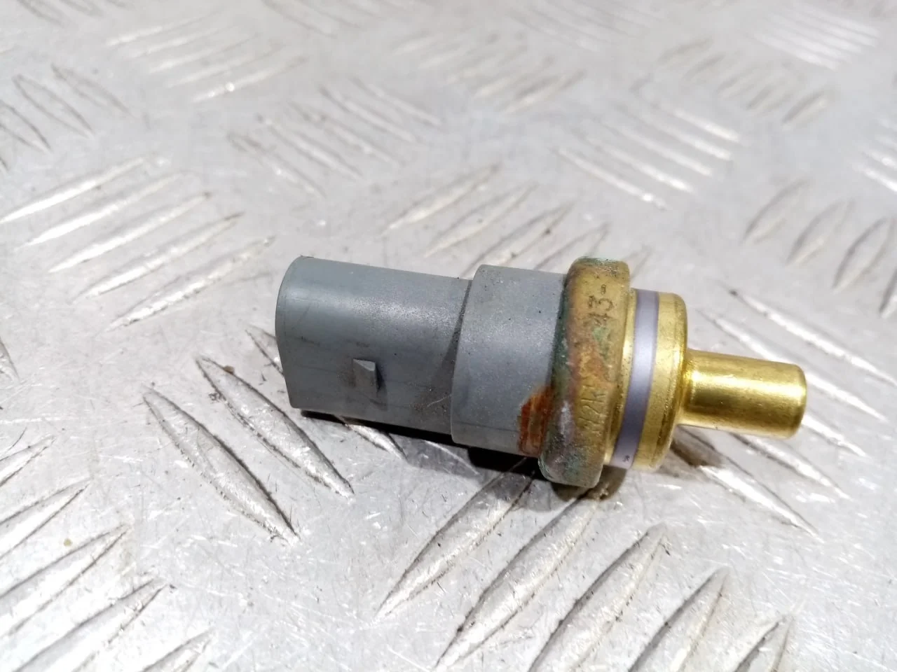 [Б/У] Датчик температуры охлаждающей жидкости [Код: 00536451 ]