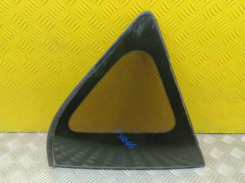 Стекло кузовное боковое правое Toyota Rav 4 (Xa30) (2005-2014) 2006 6271042270 2.0 I 1AZFE