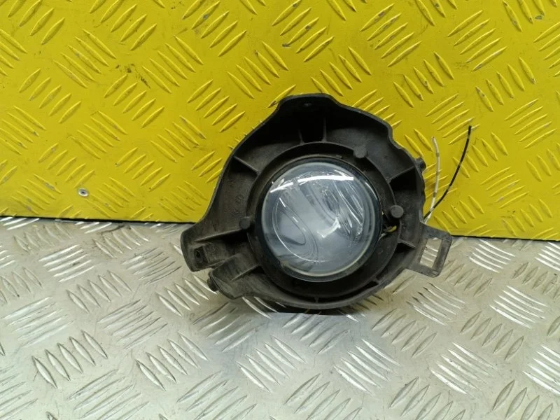 Фара противотуманная левая Nissan Pathfinder (R51M) 2004-2013 2007 26155EB500 ВНЕДОРОЖНИК 2.5 D YD25DDTI