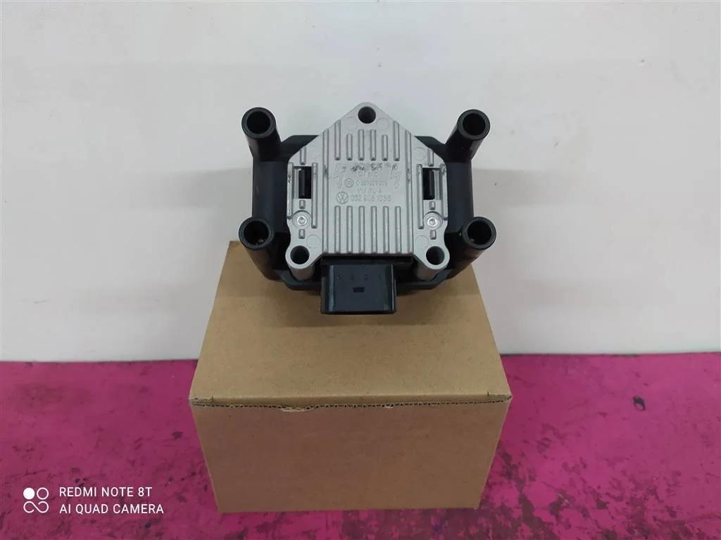 Катушка зажигания Audi A3 Octavia 1,6 032905106F