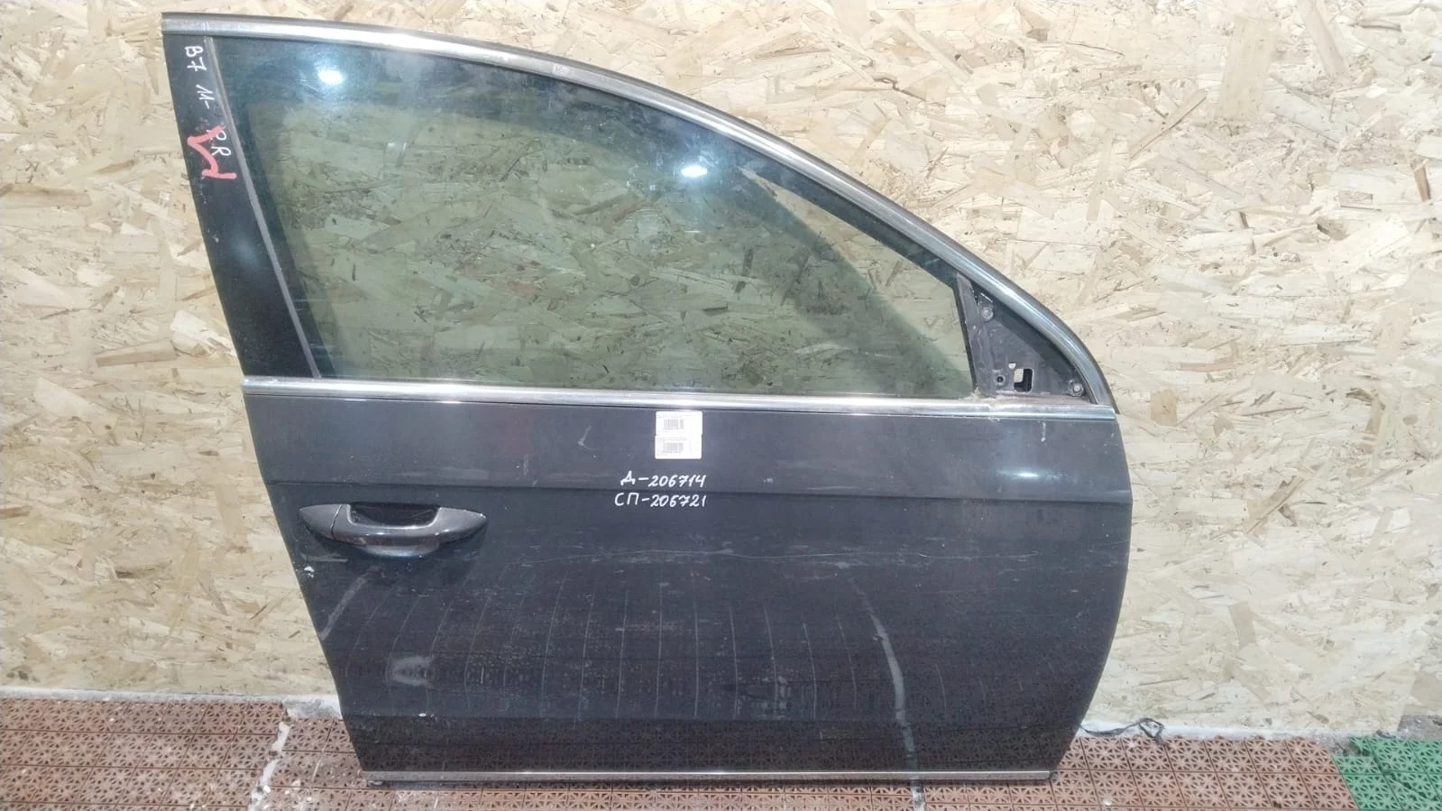Дверь VOLKSWAGEN PASSAT B7 2011- передняя правая чёрная б/у PASSAT B7(2011-2015)