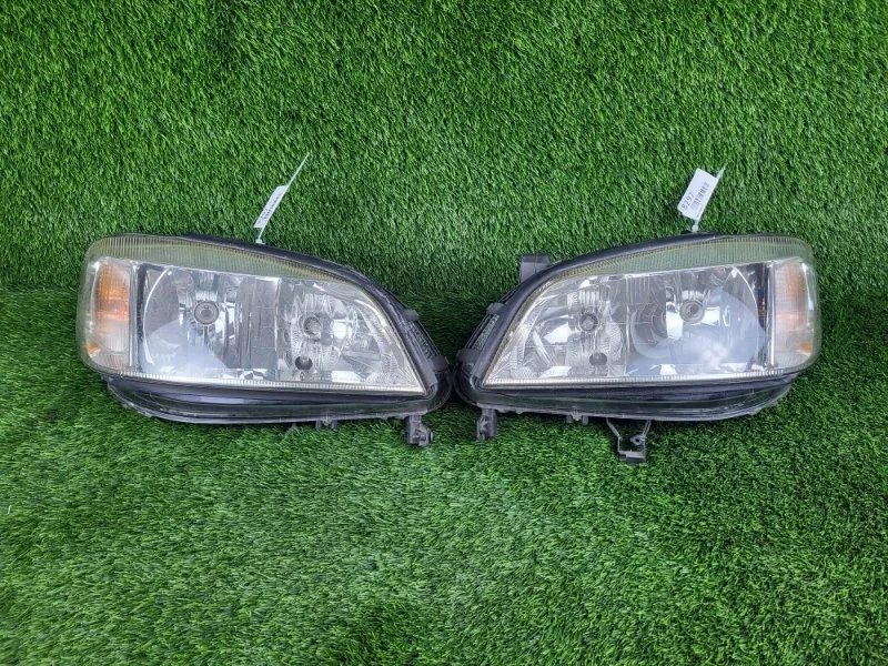 Фары передние Opel Zafira A 2004 89100055 F75 Z22SE