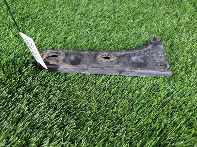 Кронштейн крепления бампера Audi A6 2003 4B0807283B C5 ASN 3.0, задний левый