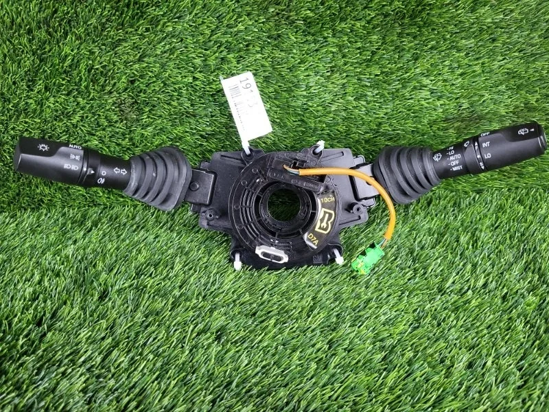 Блок подрулевых переключателей Chevrolet Captiva 2011 20982765 C140 LE5