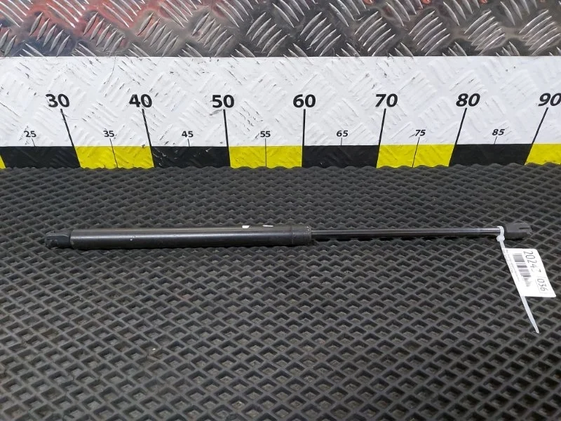 Амортизатор крышки багажника Opel Zafira B 13128759 L75 Z22YH