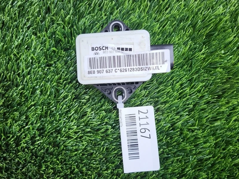 Датчик ускорения Audi A4 2006 8E0907637C B7 BWE 2.0T