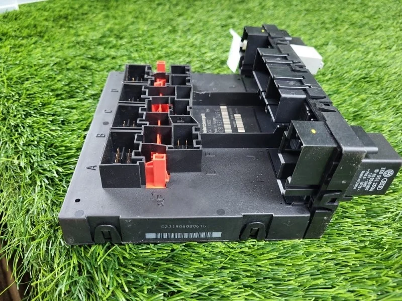 Блок комфорта Volkswagen Passat CC 2008 3C8937049E B6 CAW 2.0T