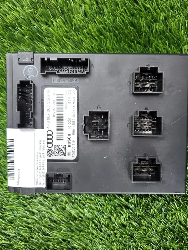 Блок комфорта Audi A8 2011 4H0907063CG D4 CDR 4.2