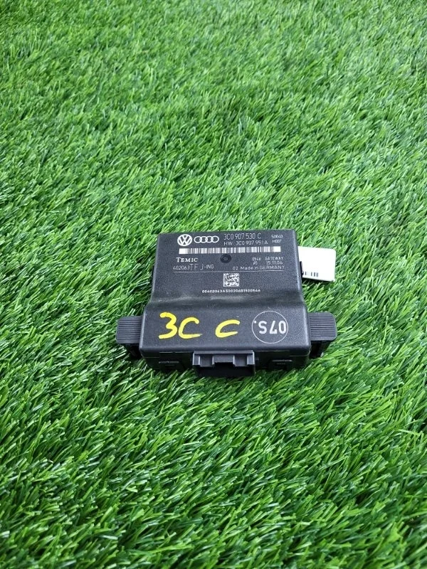 Блок интерфейс Volkswagen Passat 2008 3C0907530C B6 BZB 1.8T