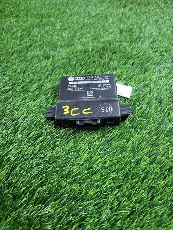 Блок интерфейс Volkswagen Passat 2008 3C0907530C B6 BZB 1.8T