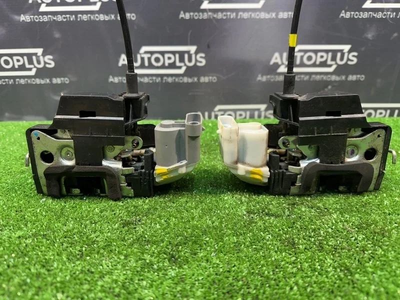 Замок двери Fiat Albea 2008 46847040 СЕДАН 1.4 350 A1.000, передний