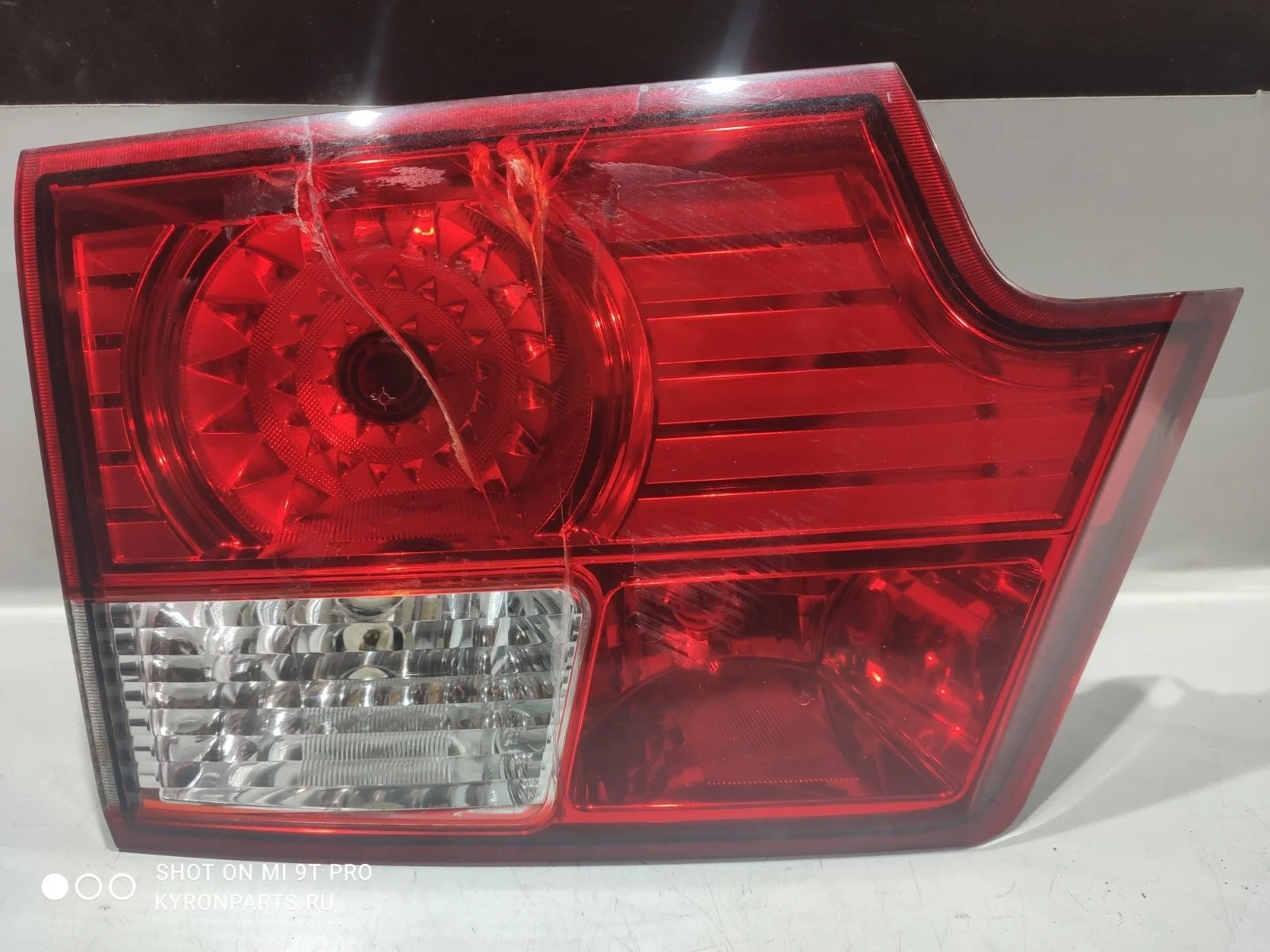 Фонарь SsangYong Kyron 2008 D130