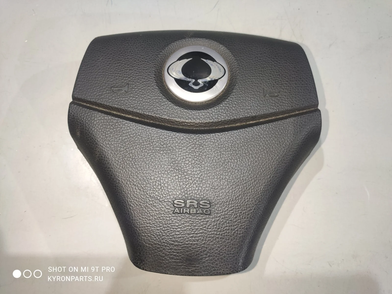 Подушка безопасности airbag водителя SsangYong Actyon C200