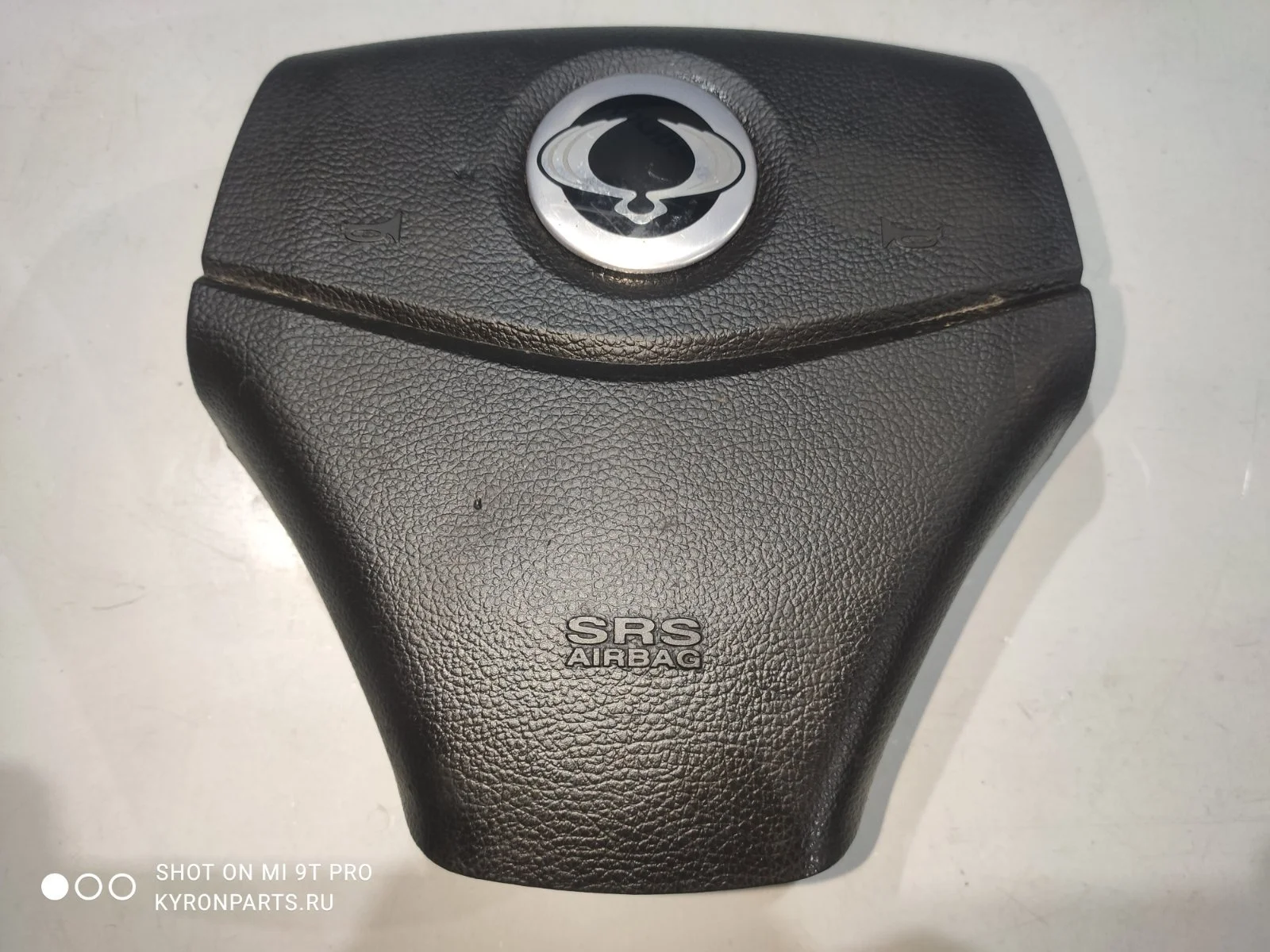 Подушка безопасности airbag водителя SsangYong Actyon C200