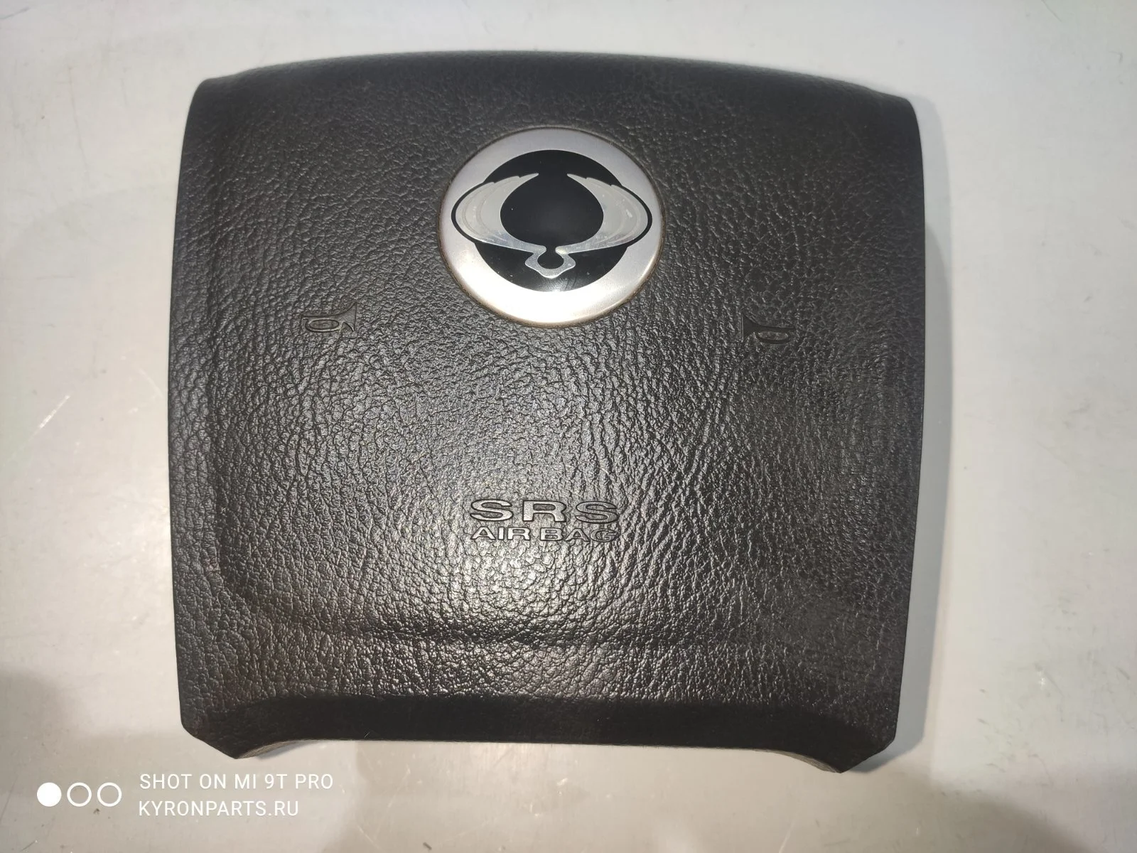 Подушка безопасности airbag водителя Ssangyong Kyron D130