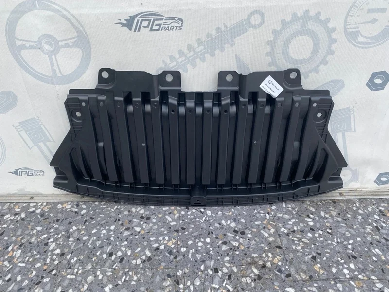 Защита переднего бампера центральная Mercedes-benz W213