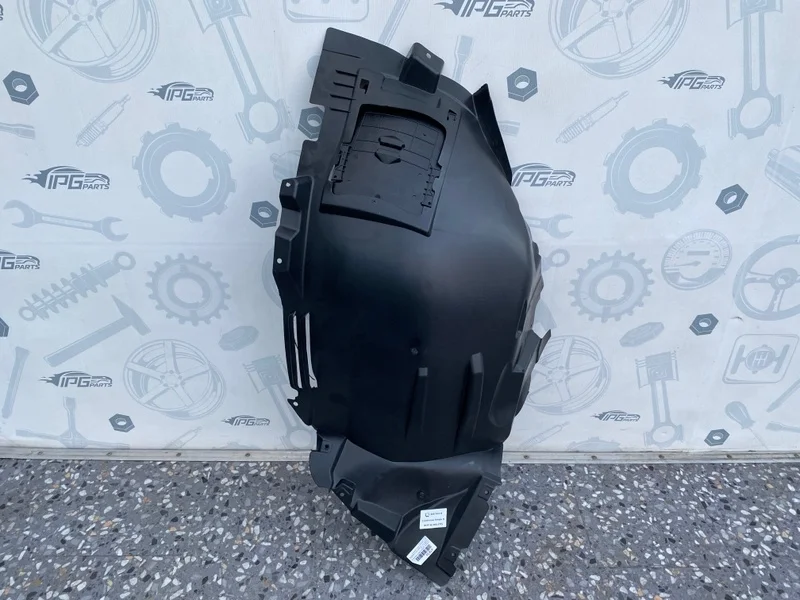 Подкрылок передний правый передняя часть Mercedes-benz GL X166