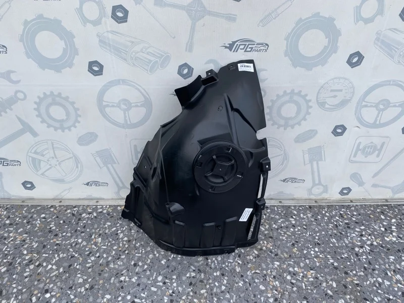 Подкрылок передний левый средняя часть Mercedes-benz CLA C118