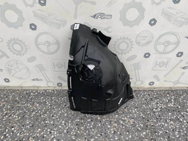 Подкрылок передний правый средняя часть Mercedes-benz CLA C118