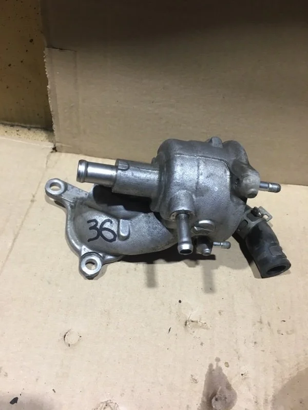 Корпус термостата Lexus Lx570 2017 1632338010 URJ202 3UR-FE 5.7