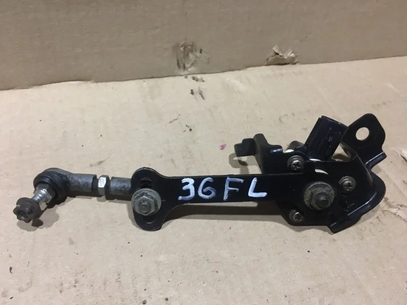 Датчик регулировки дорож. просвета LEXUS LX570 2017 8940660030 URJ202 3UR-FE 5.7, передний левый