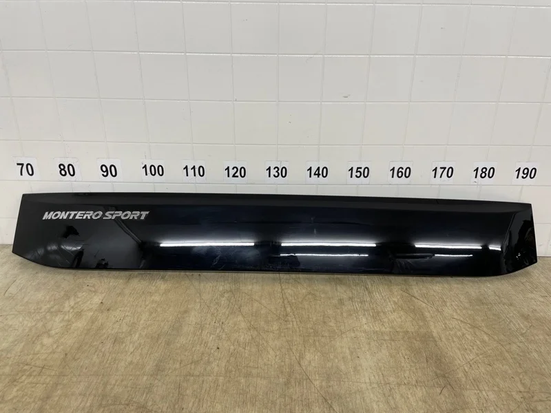 НАКЛАДКА КРЫШКИ БАГАЖНИКА MITSUBISHI PAJERO SPORT 3 2017 2018 2019 2020 2021 5817A263XA KS, задняя