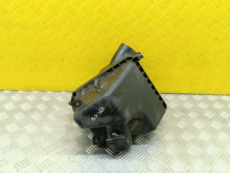 Корпус воздушного фильтра Toyota Rav 4 (Xa30) (2005-2014) 2006 1770028301 2.0 I 1AZFE