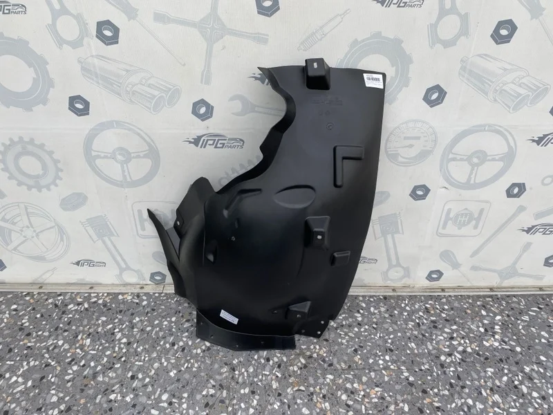 Подкрылок передний правый задняя часть Mercedes-benz GLE W166