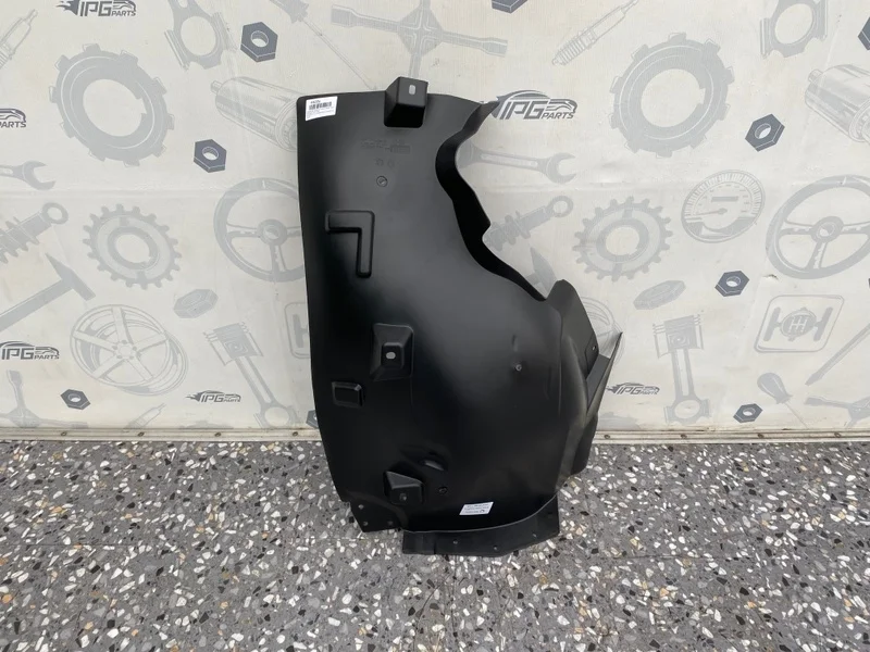 Подкрылок передний левый задняя часть Mercedes-benz GLE W166