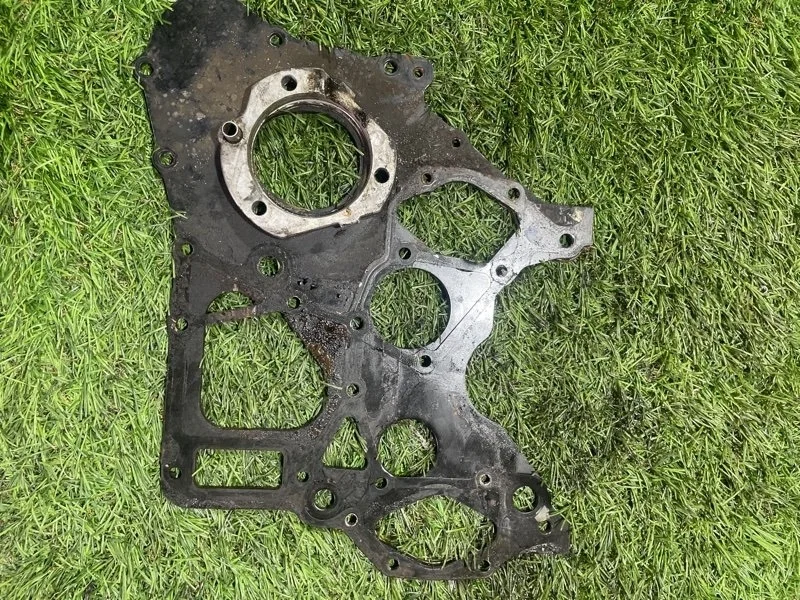 Плита двигателя Nissan Patrol 1990-2002, 1997- Y61