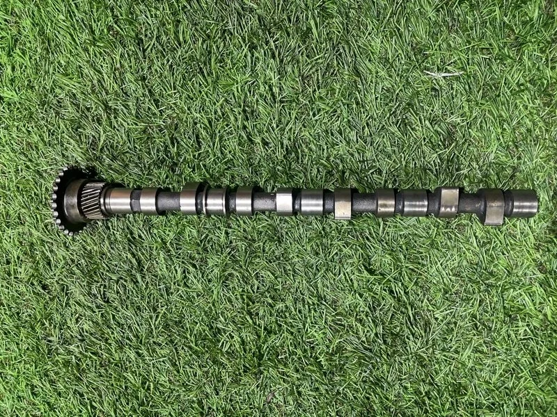 Распредвал (впускной) Nissan Patrol 1990-2002, 1997- Y61