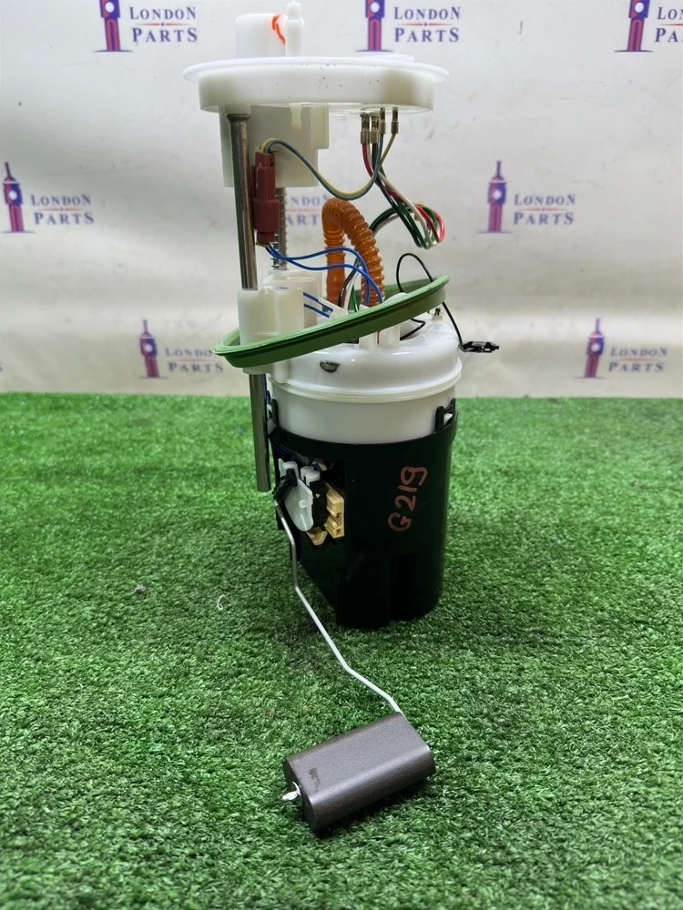 Топливный насос датчиком уровня BMW X5M E70