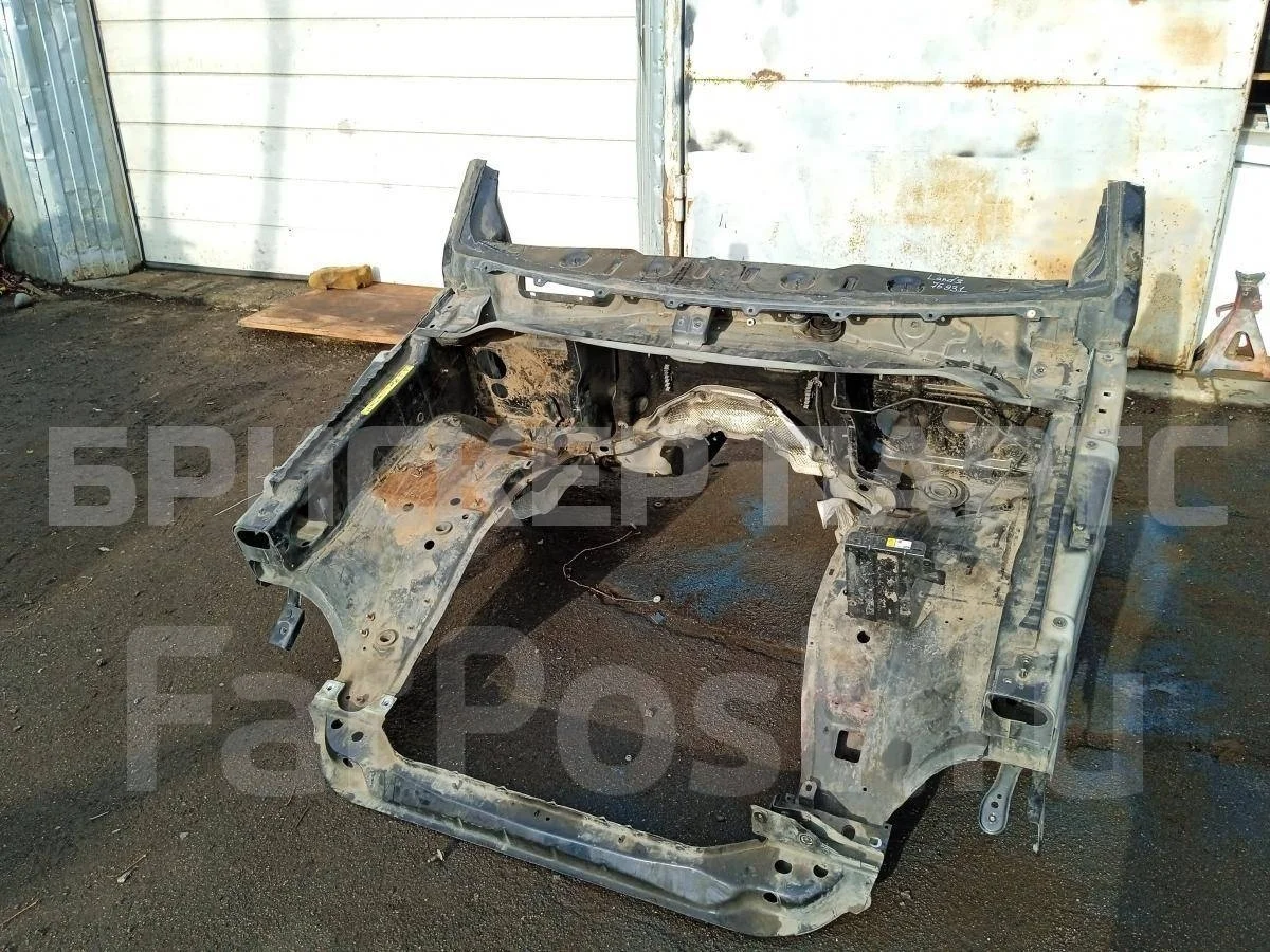 Передняя часть кузова Ленд Ровер Дискавери 3