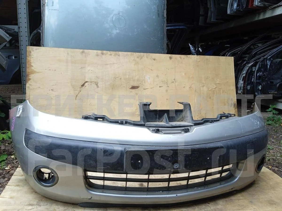 Бампер передний Ниссан Ноут 1  E11
