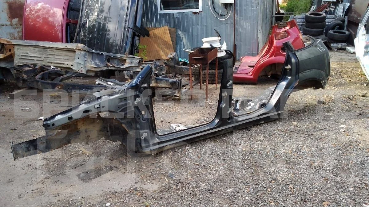 Левая часть кузова Форд Фокус 1  рестайлинг