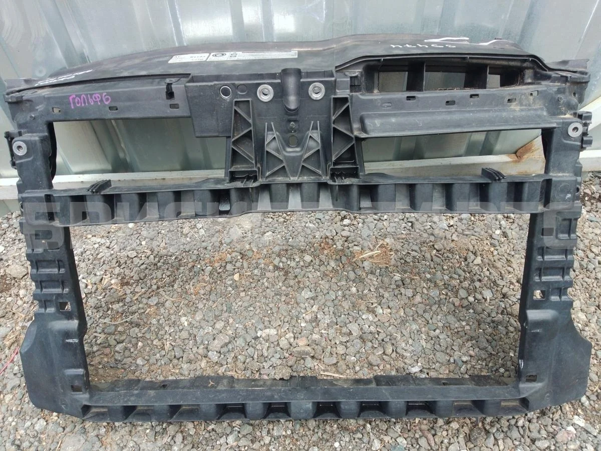 Панель передняя Фольксваген Гольф Mk6