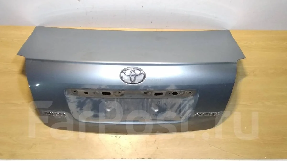 Крышка багажника Тойота Авенсис 2 (T250)