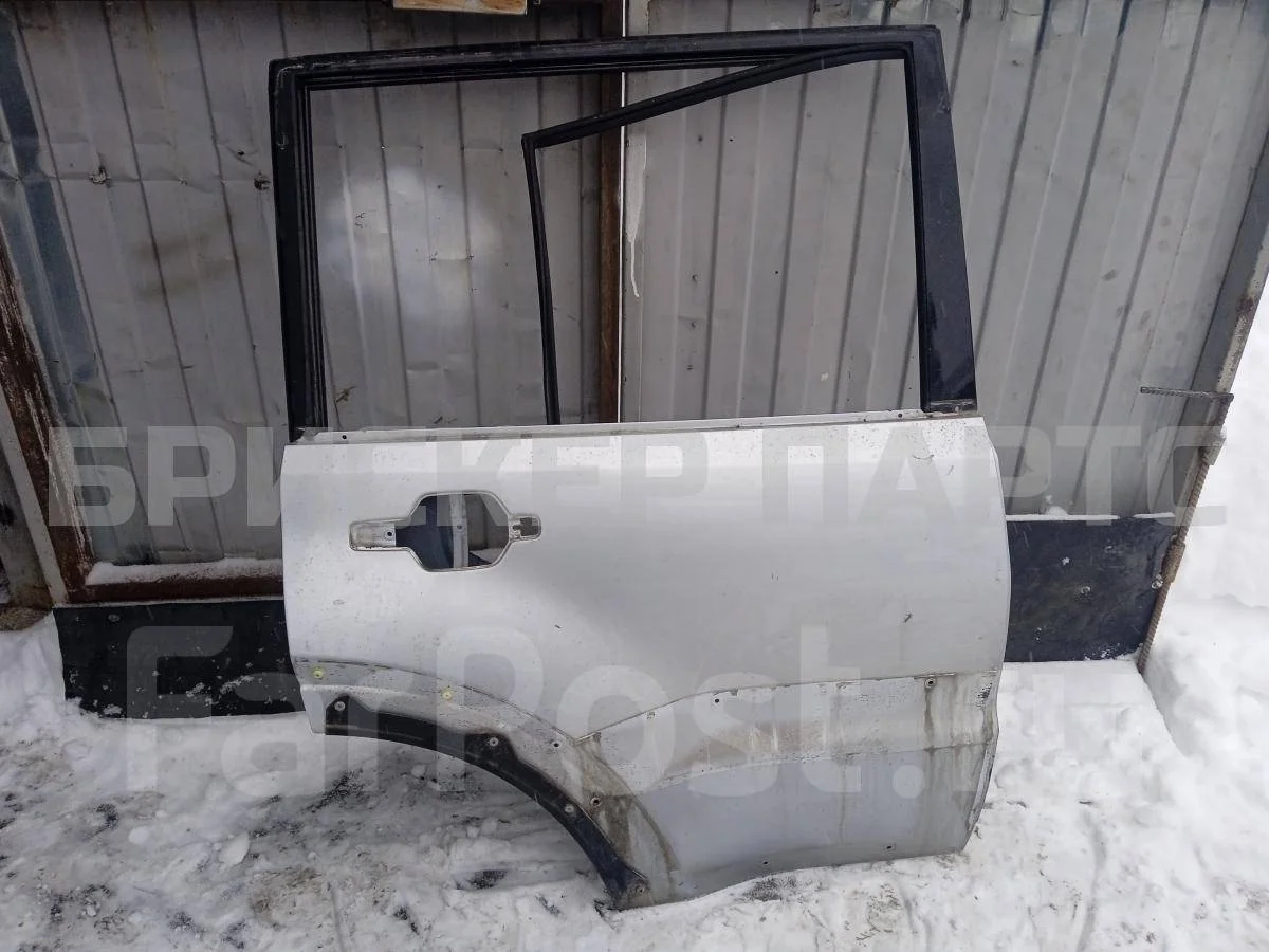 Дверь задняя правая Митсубиси Паджеро/Монтеро 4 (V90/V80)