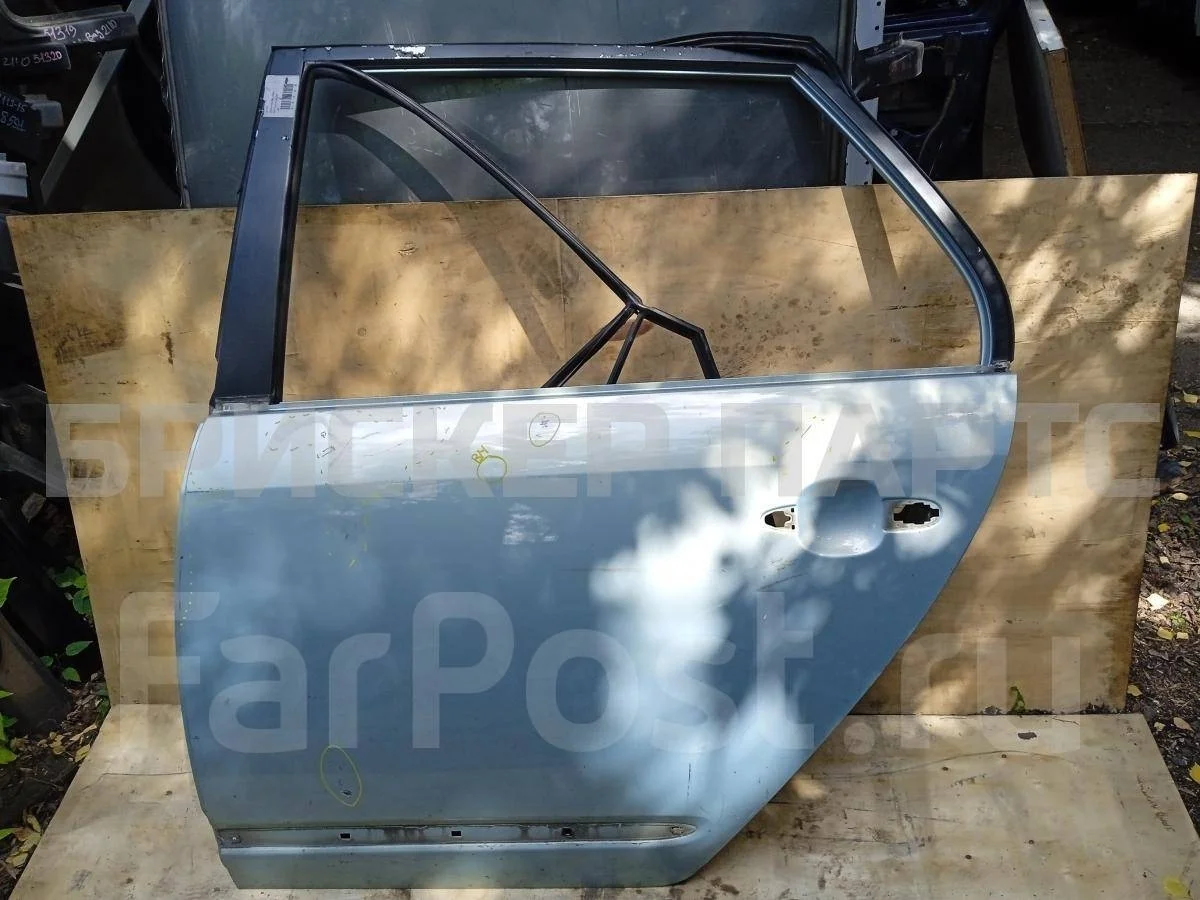 Дверь задняя левая Киа Каренс 2