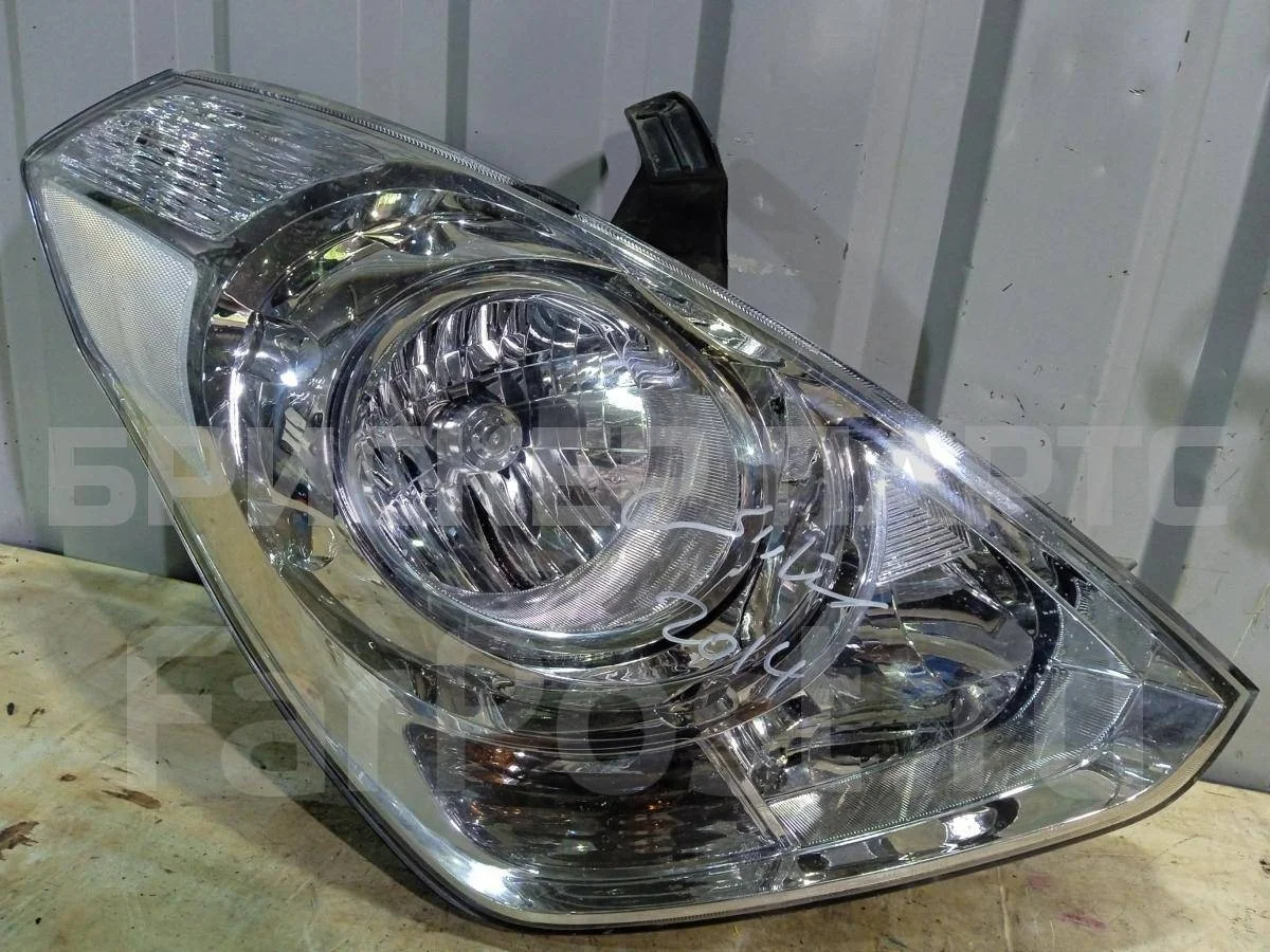 Фара правая Хендай Гранд Старекс Старекс H1 / Гранд Старекс