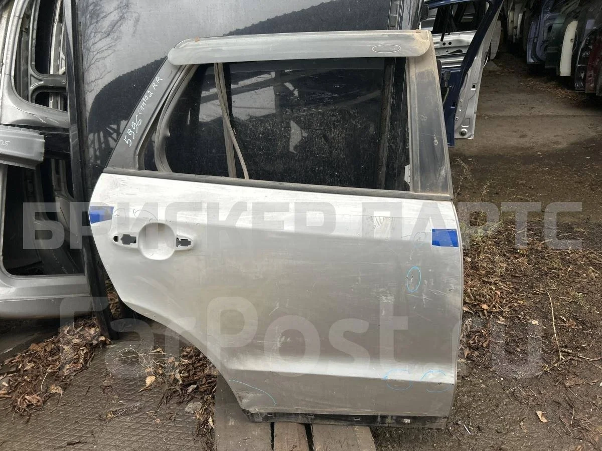 Дверь задняя правая Хендай Санта Фе 2  (CM)