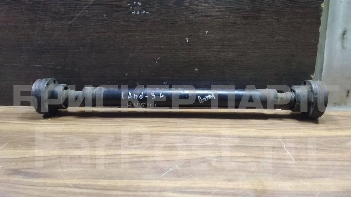 Вал карданный передний Ленд Ровер Дискавери 3