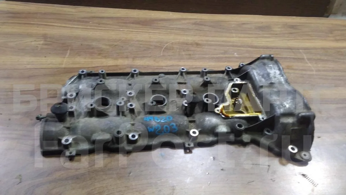 Клапанная крышка Mercedes (Мерседес) Ц-класс W203