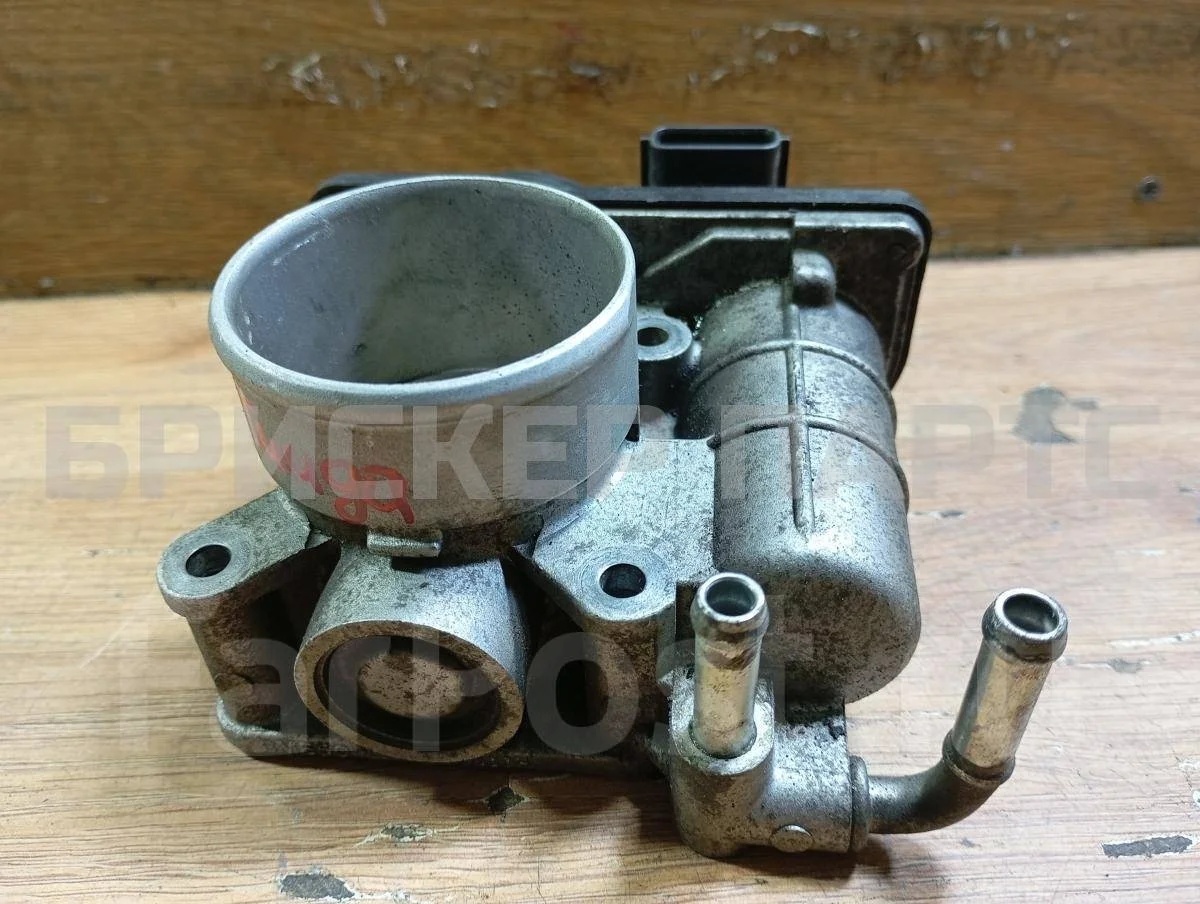 Заслонка дроссельная Ниссан Тиида 1  C11