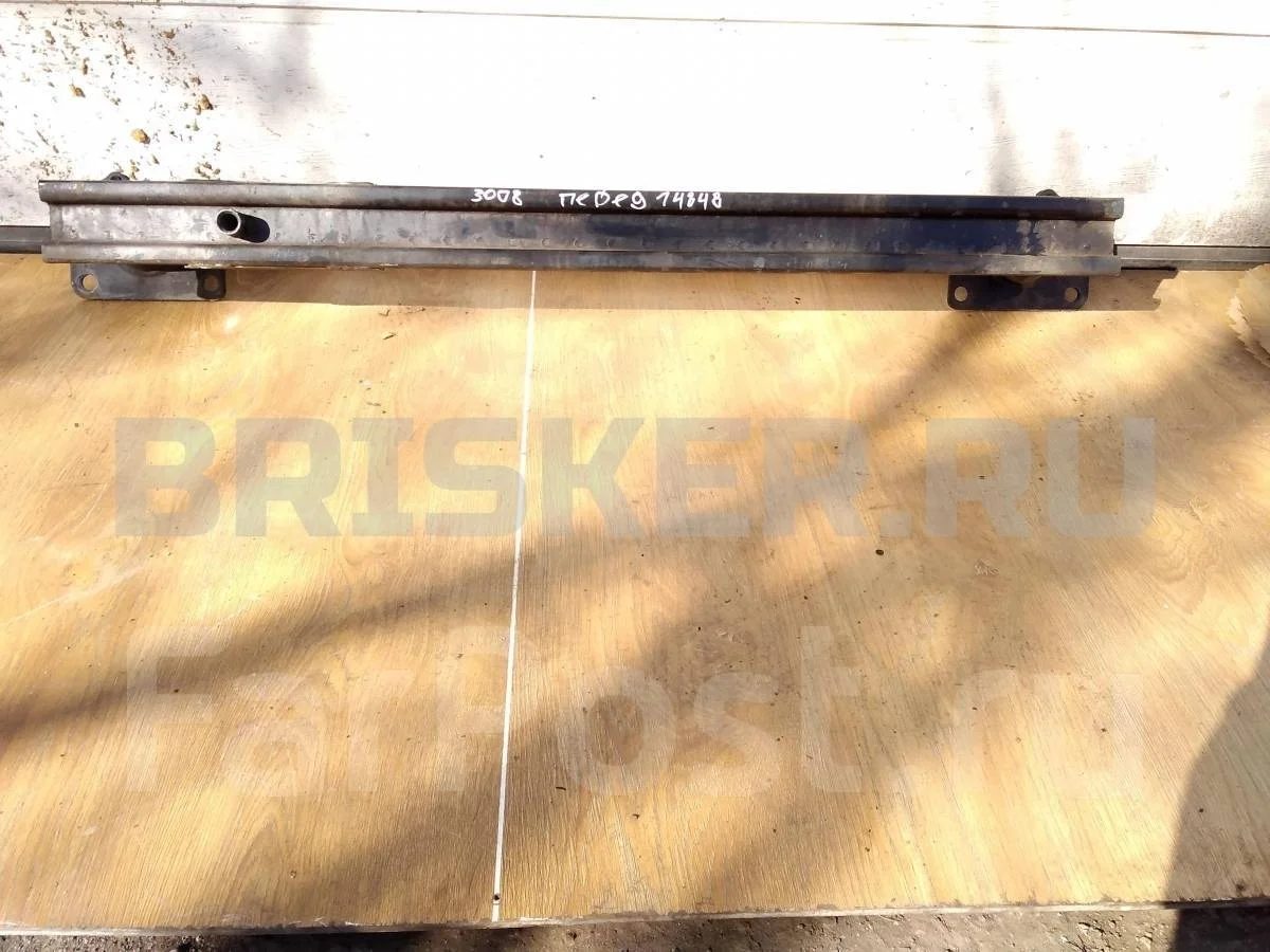 Усилитель бампера(пер) Пежо 3008 1