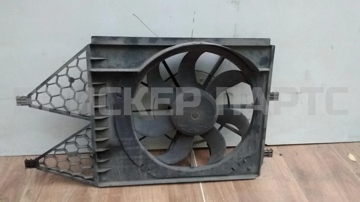 Вентилятор охлаждения Фольксваген Поло 5  Mk5 6R1