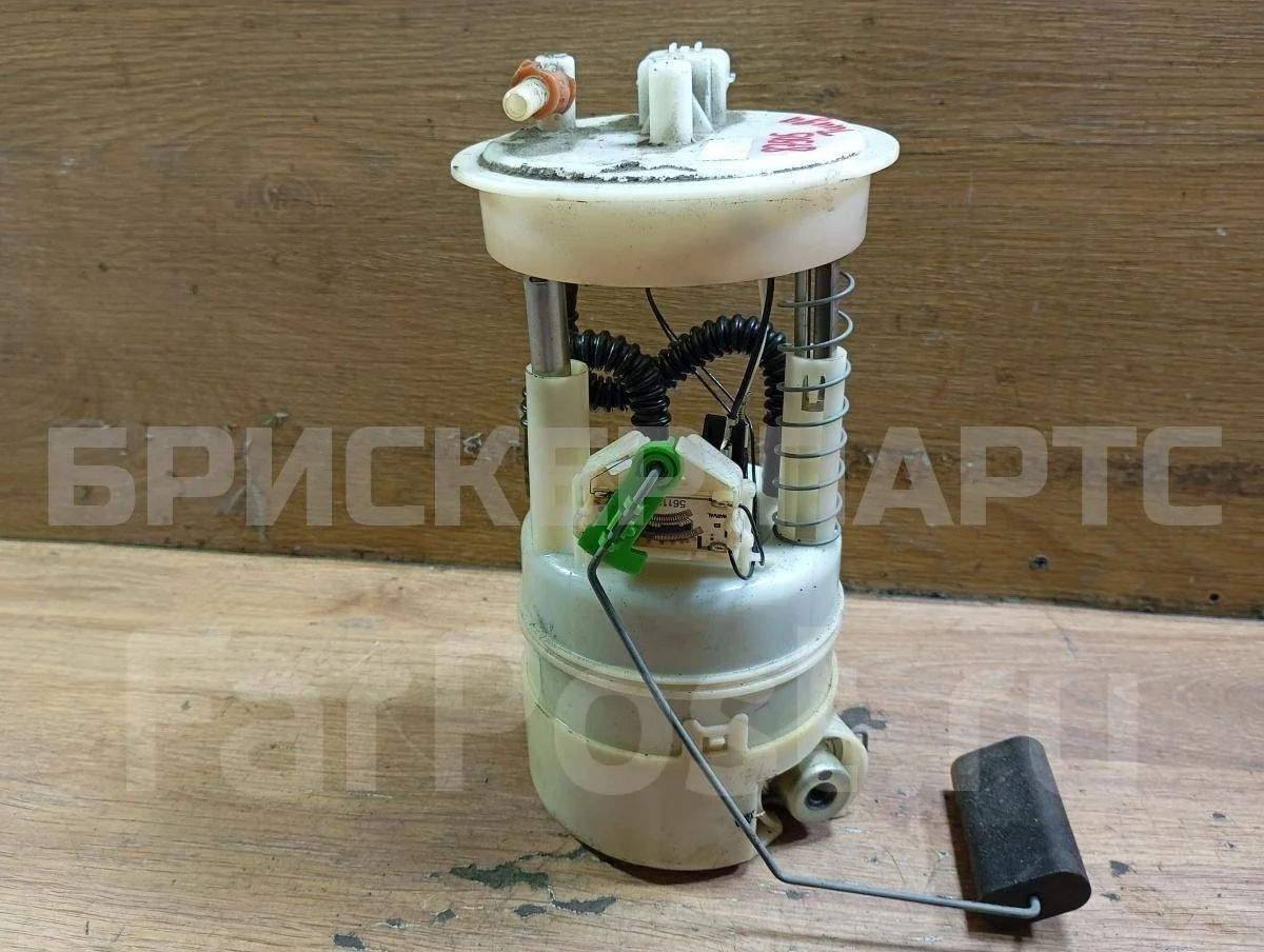 Насос топливный Ниссан Тиида 1  C11