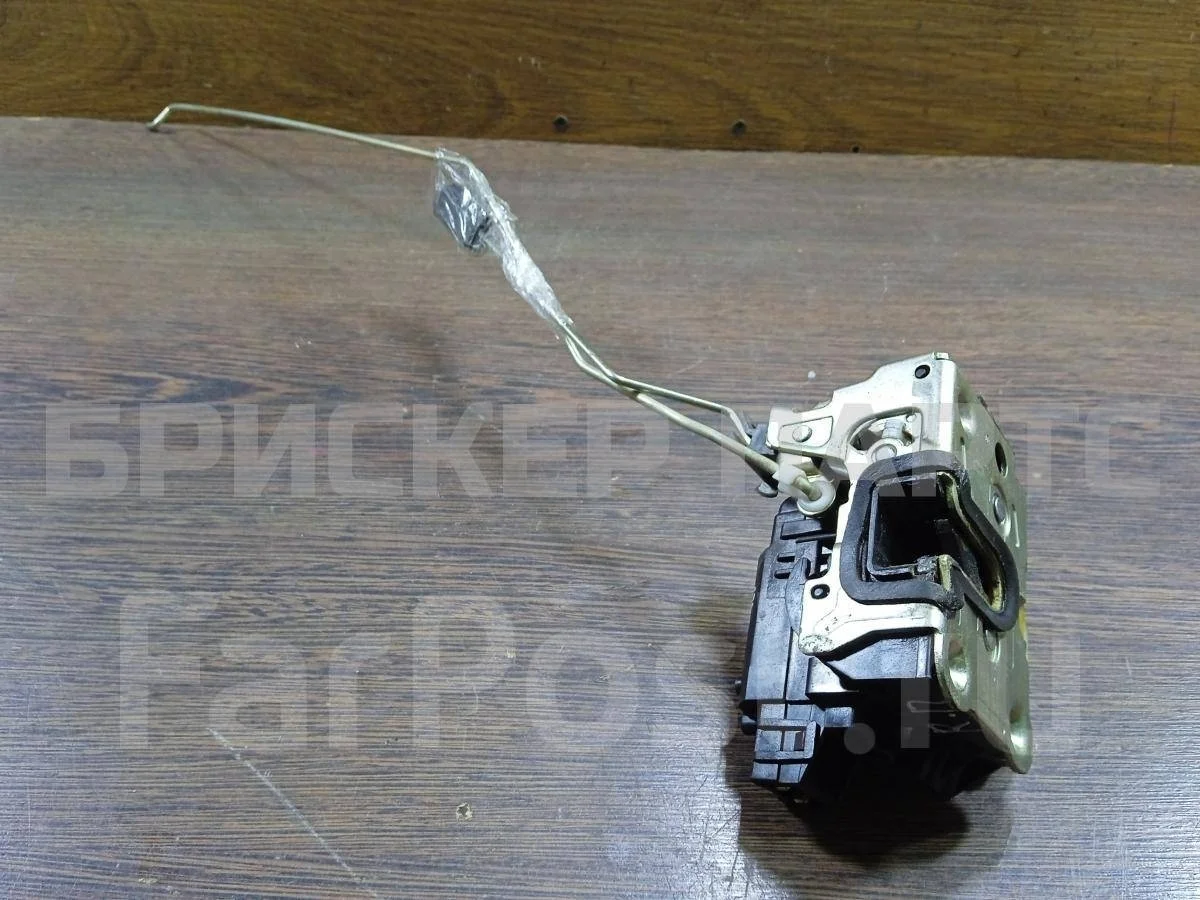 Замок передней правой двери Рено Дастер 1  HS рестайлинг